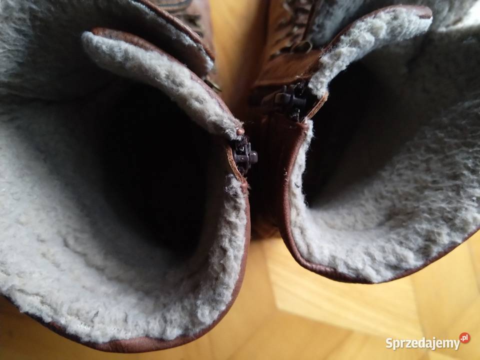 Buty skórzane ocieplane mustang 40 sprzedam