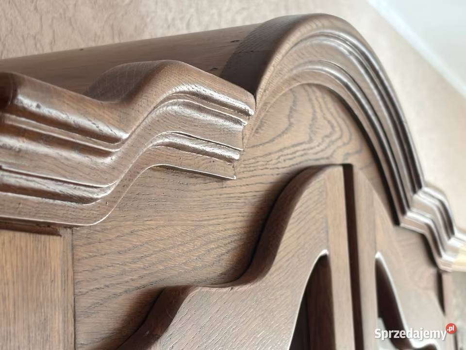 Komoda dębowa z witryną zawieszaną komoda Sypniewo