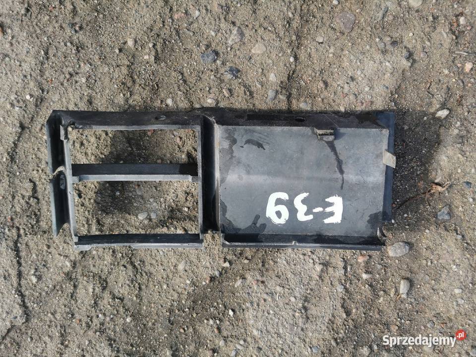 kratka w zderzak przód bmw e39 seria 5 lewa 0003 Karoseria sprzedam