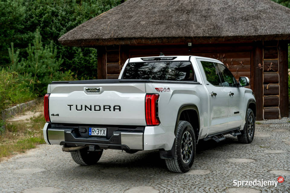 Toyota Tundra II Crewmax Platinum TRD 35 V6 389 22770km podkarpackie