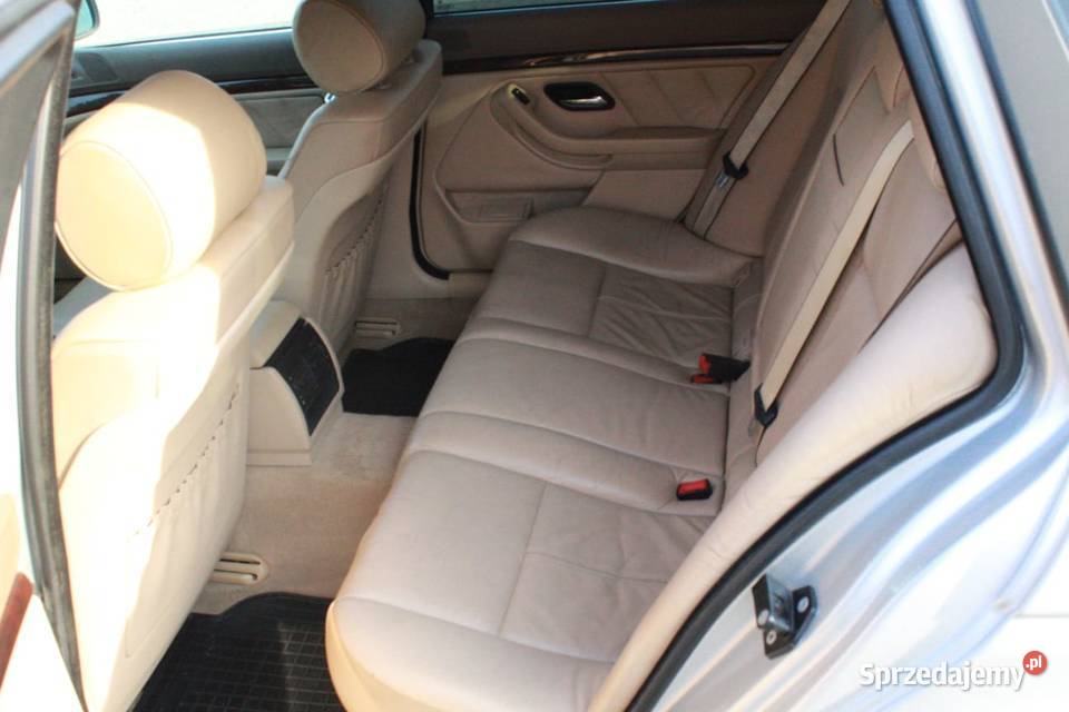 Sprzedam BMW E39 530i z LPG manual bogato 4/5 Przedbórz