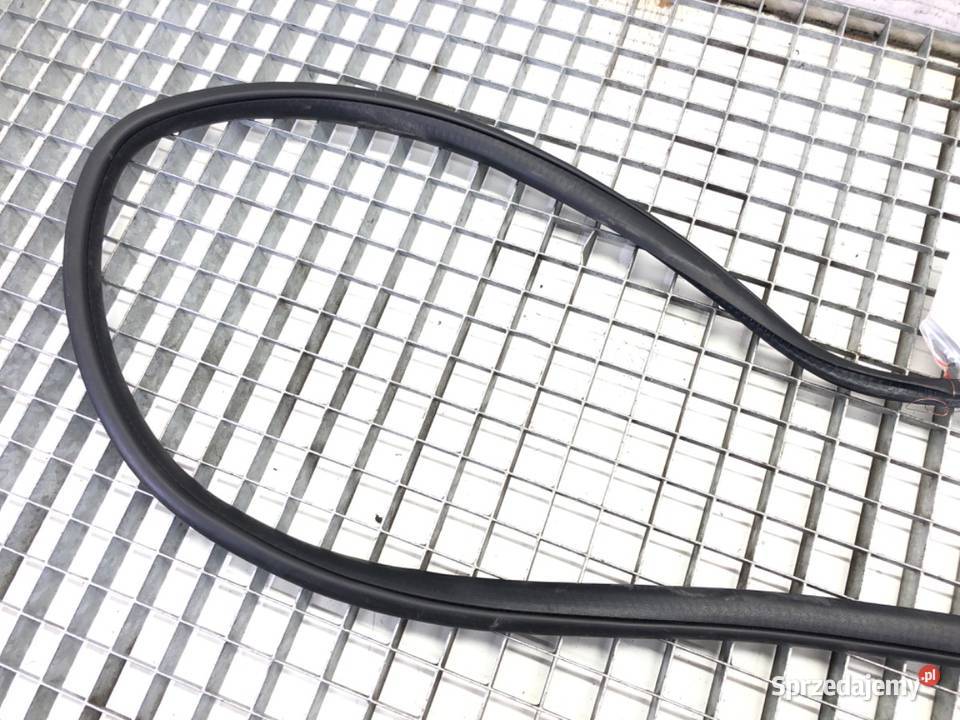 USZCZELKA DRZWI TYŁ PRAWA SUZUKI SX4 Hatchback