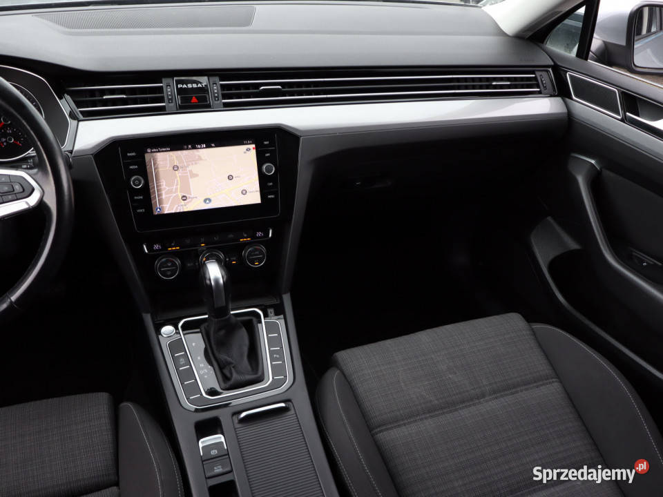 VW Passat 15 TSI wielofunkcyjna kierownica Bielany Wrocławskie