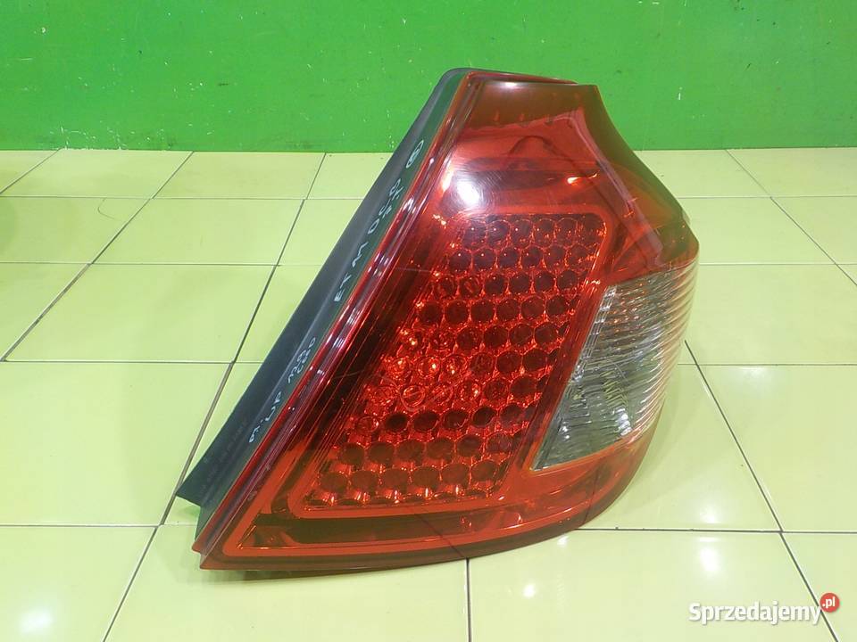 KIA CEED I LIFT 14 B 11r HB 5D lampa prawa tyl Suków