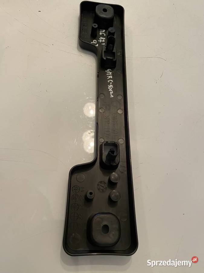 Mazda 6 GJ ramka pod tablice mocowanie GMR650171 Kozubszczyzna
