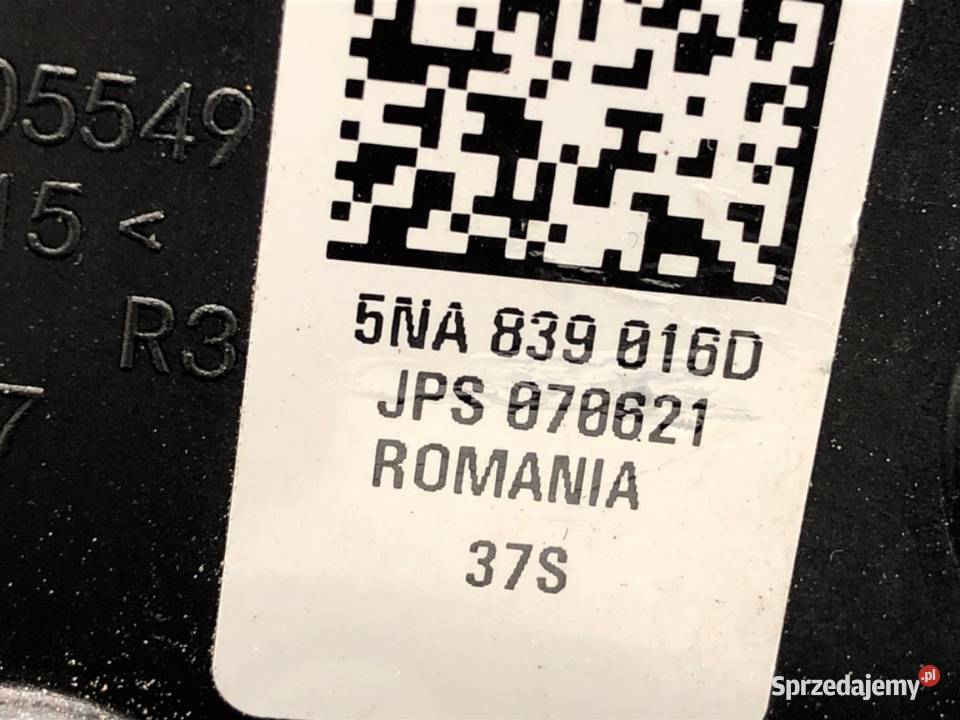 ZAMEK DRZWI PRAWY TYŁ VW ARTEON Hatchback