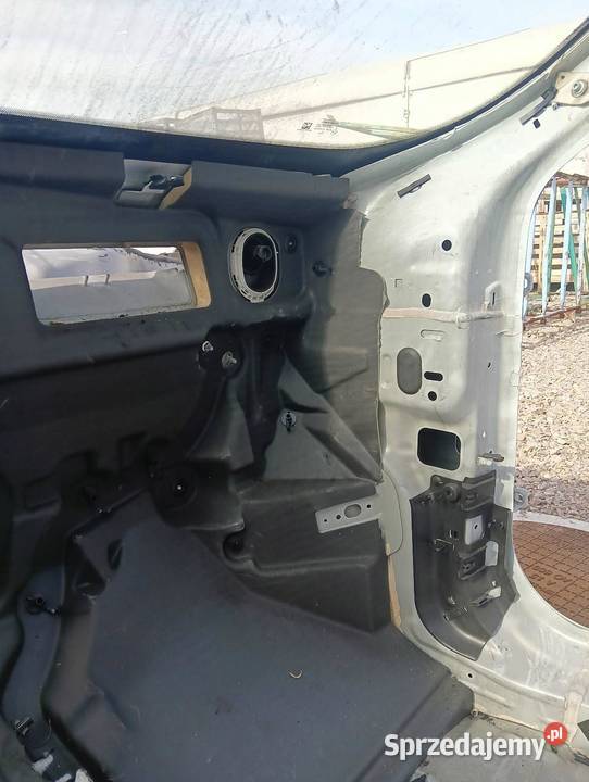 ELEMENT CIĘTY KAROSERII PODŁÓŻNICA PRAWA PRZÓD