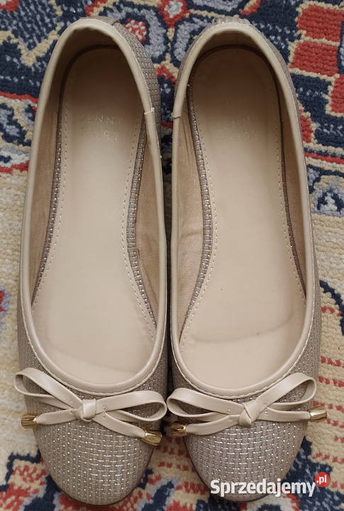 nieużywane czółenka w złotawym kolorze mazowieckie Warszawa sprzedam