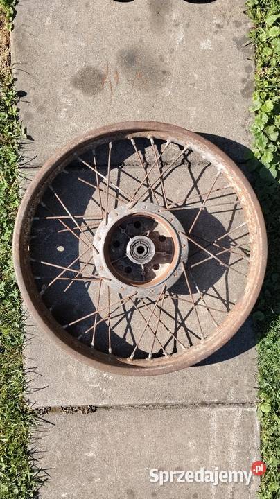 Wsk 125 m0664 B1 piasta pięć żeberek koło tylne