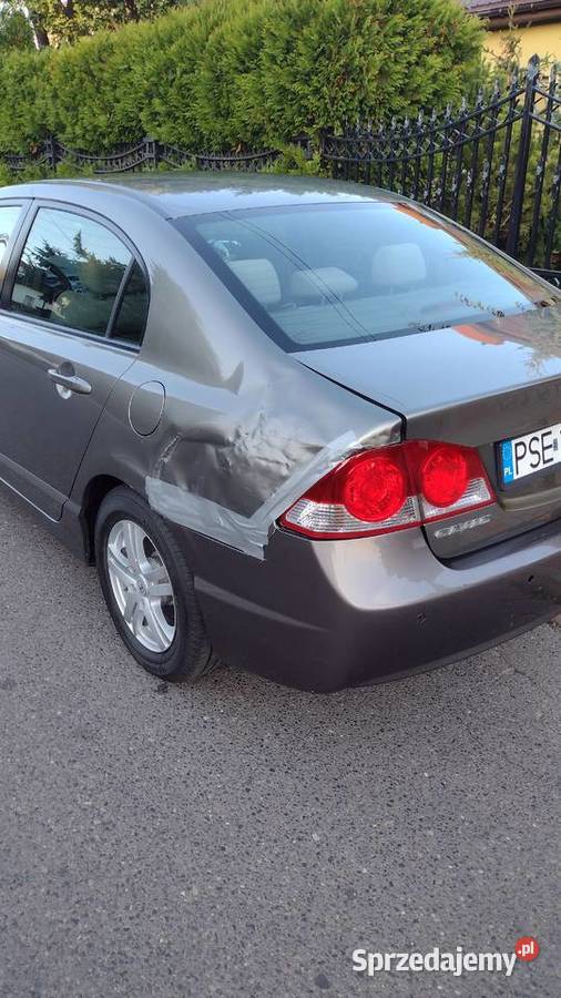 Honda Civic VIII 18 Benz 140 łódzkie Rawa Mazowiecka