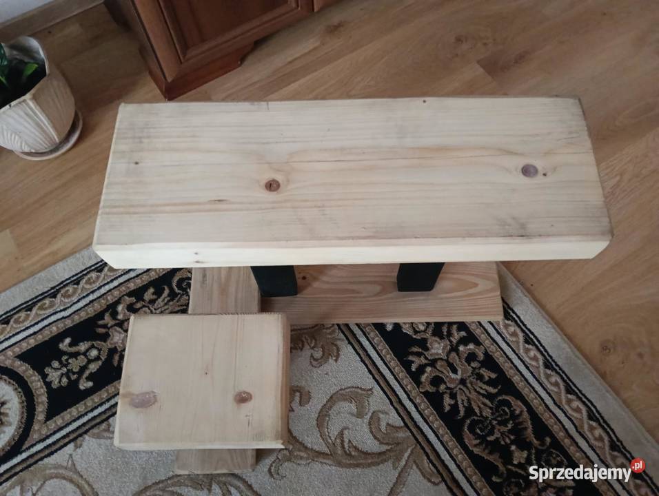 Kwietnikstojak w loftowym stylu drewniany kątowy Kielce