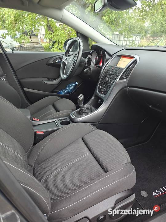 Opel Astra J 14 Turbo Sport Tourer Active okazja Sołtyków