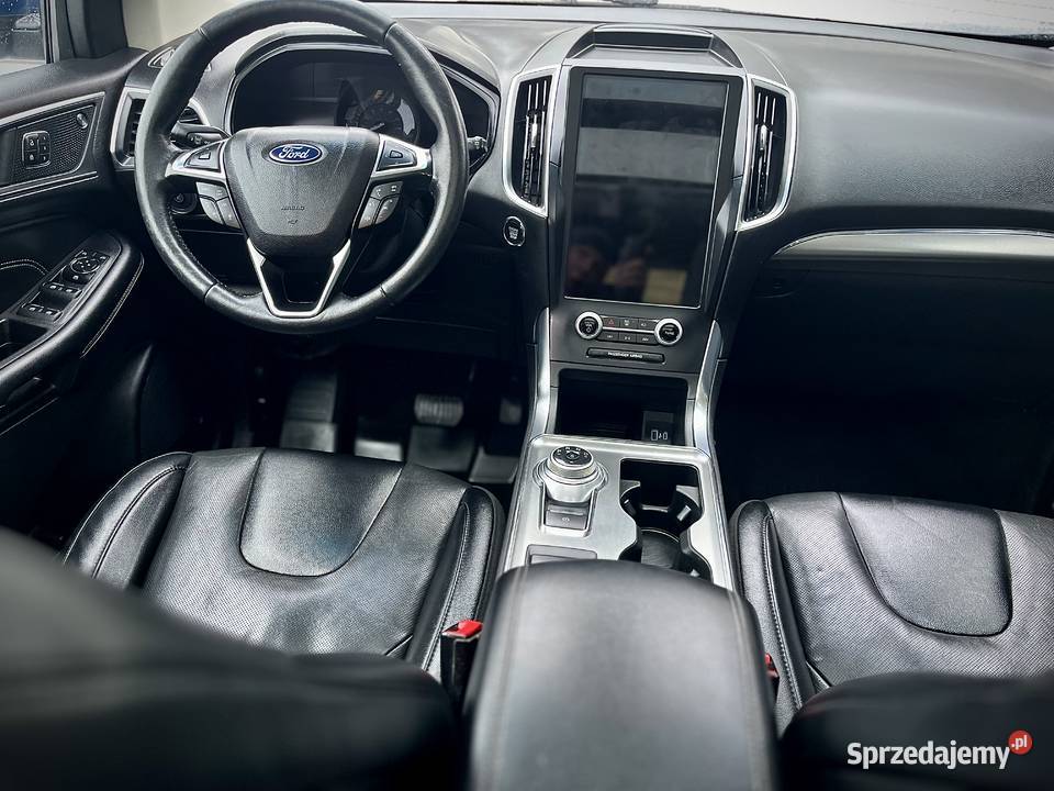 Ford EDGE 20 Tb 252 Tytanium 2022r panorama
