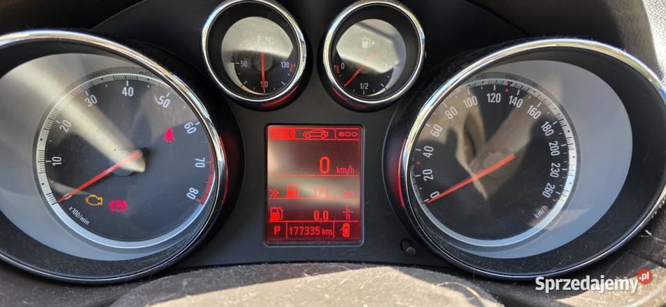 opel isygnia 4x4 28 t automatyczna Legionowo sprzedam