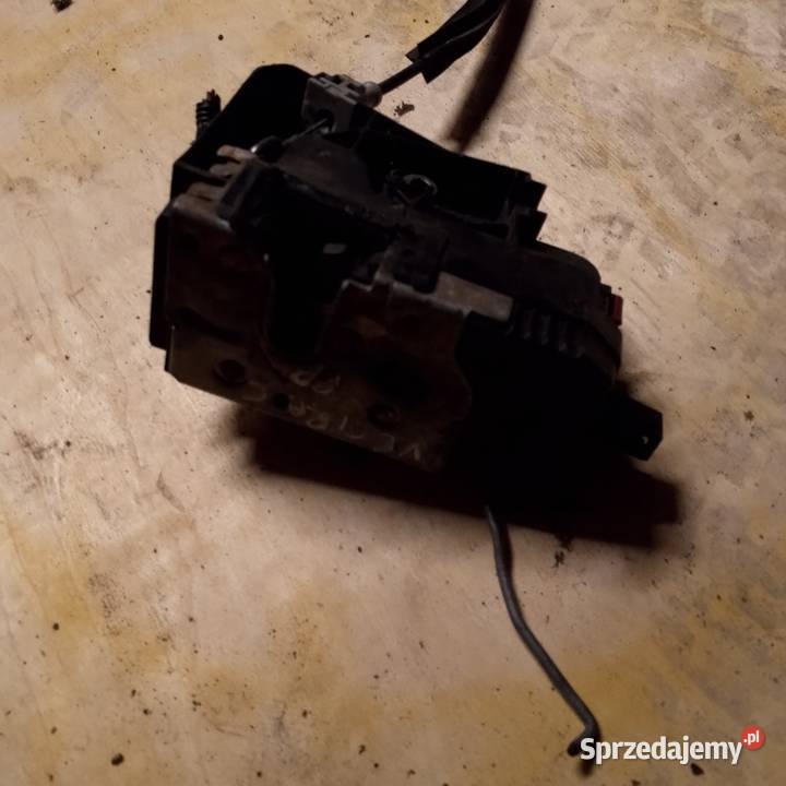 Zamek drzwi opel sprzedam
