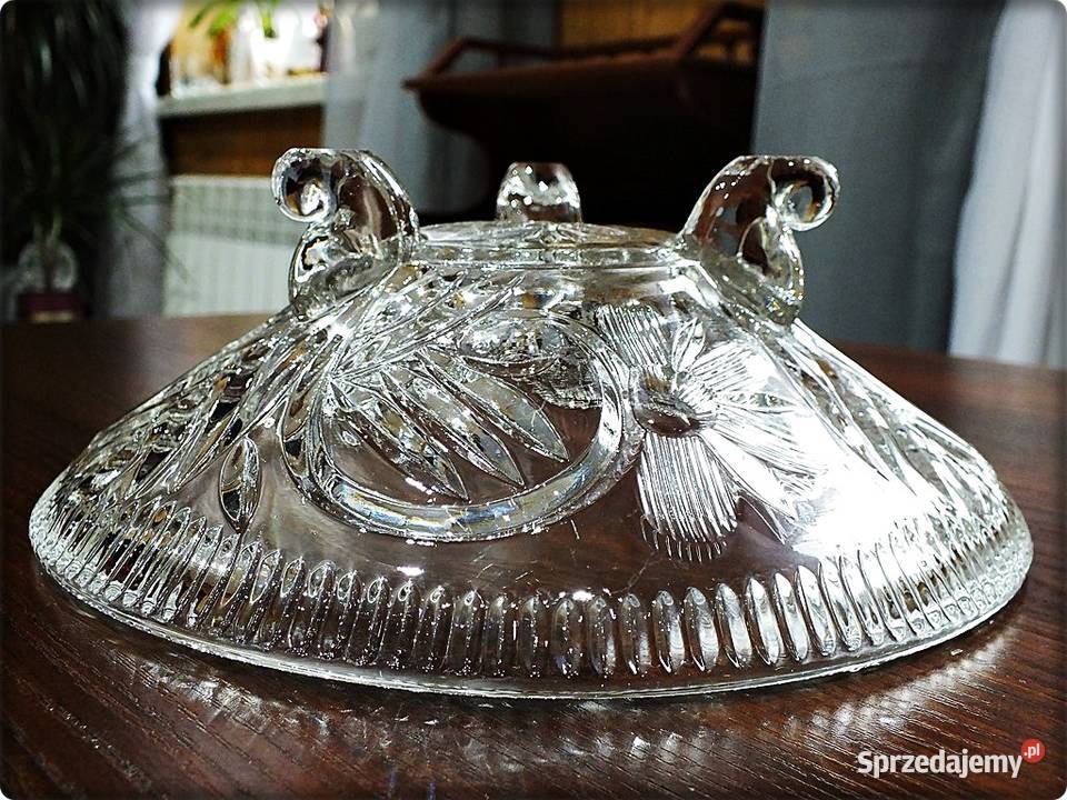 Patera Misa kryształowa na 3 ślimaczych nogach z Żary sprzedam