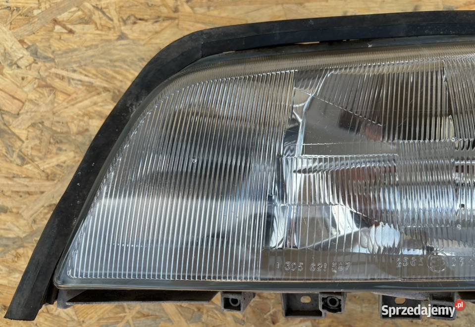 REFLEKTOR PRZEDNI LAMPA PRZOD LEWA LEWY MERCEDES Międzychód