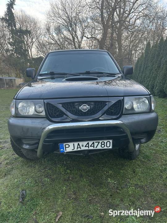 Nissan Terrano 27 Diesel 125 4x4 2000r 149000km