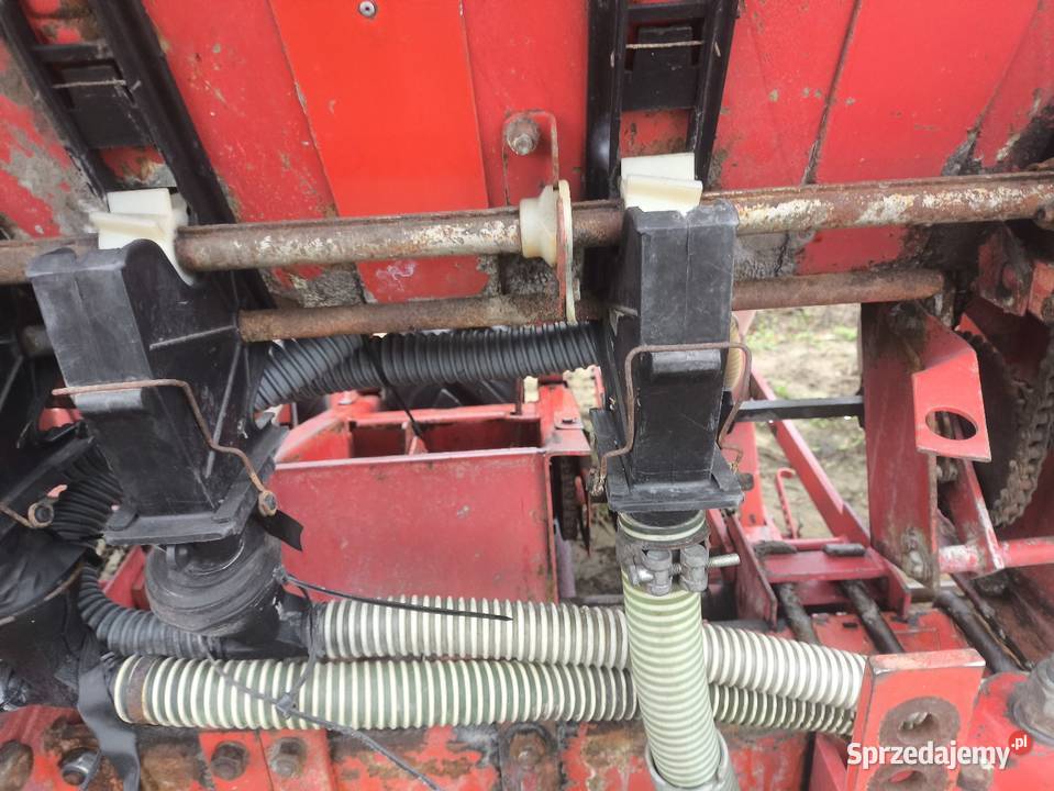 Siewnik punktowy do kukurydzy Becker Aeromat 8 Hajnówka