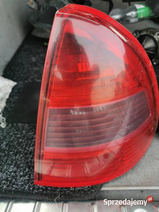 Citroen C5 HB lampa tylna prawa Prawe śląskie