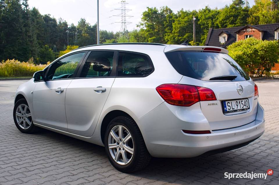 Opel Astra J 17cdti 110 2012r bezwypadk podgrz lakier metallic Ruda Śląska sprzedam