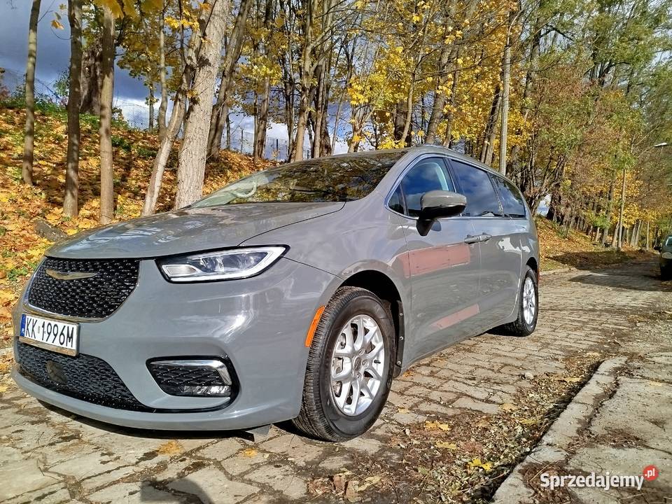 Chrysler pacyfica 2023 kanada automatyczna Kraków