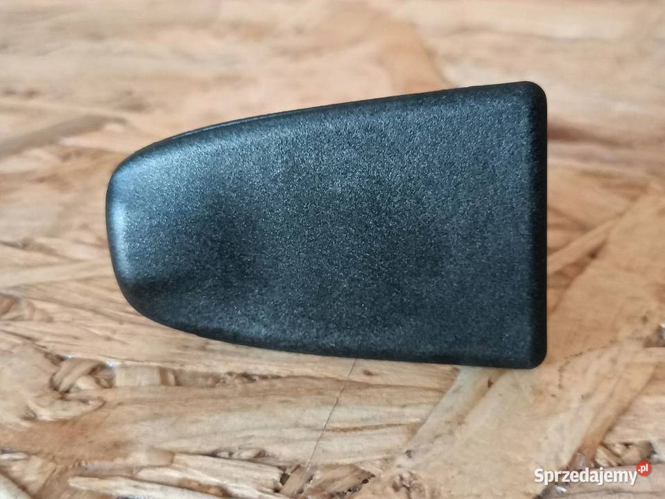 FORD FOCUS 18 ZAŚLEPKA KLAMKI DRZWI PRZEDNICH I osobowe Pleszew sprzedam
