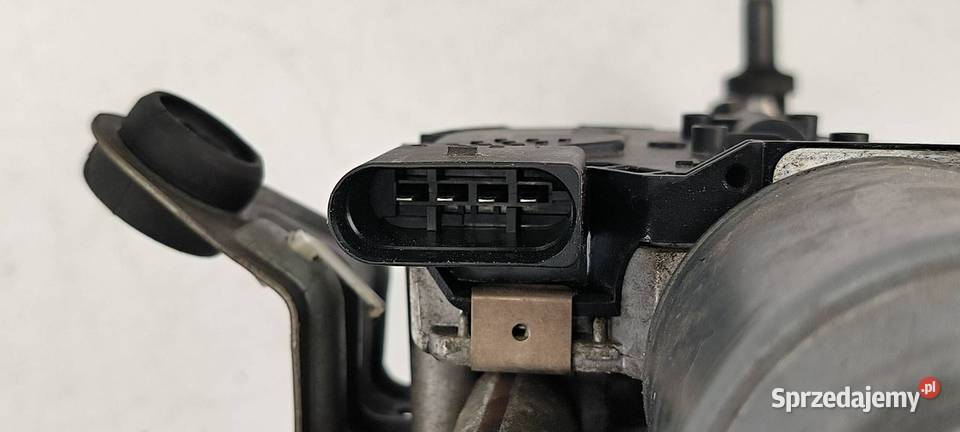 MECHANIZM WYCIERACZEK PRZÓD VOLKSWAGEN PASSAT B8 Pozostałe Lipno