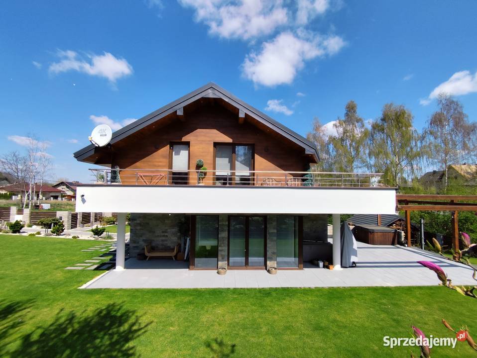 Nowoczesny komfortowy dom 221m2 na działce 15a