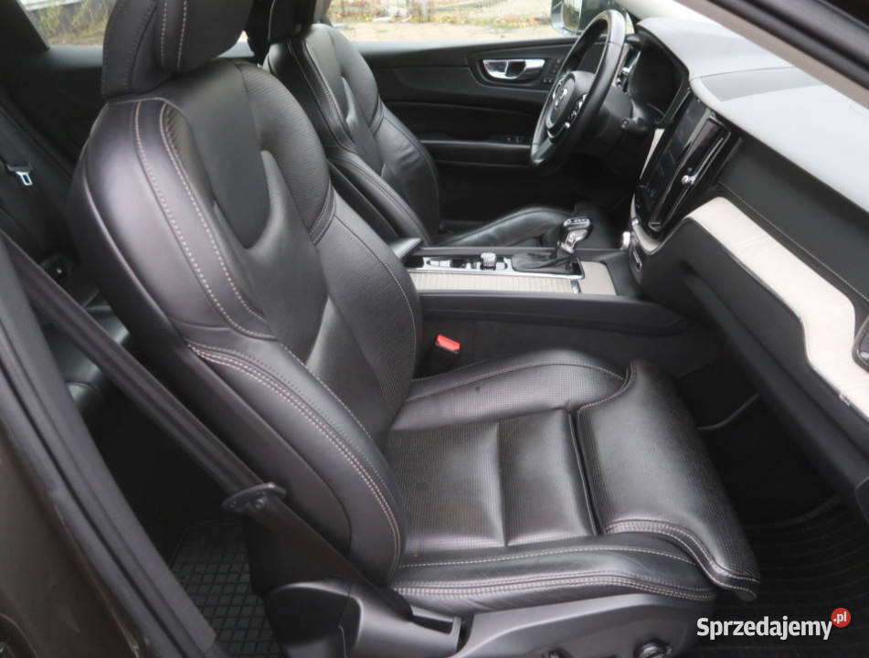 Volvo XC60 D4 AWD 4/5 Łódź