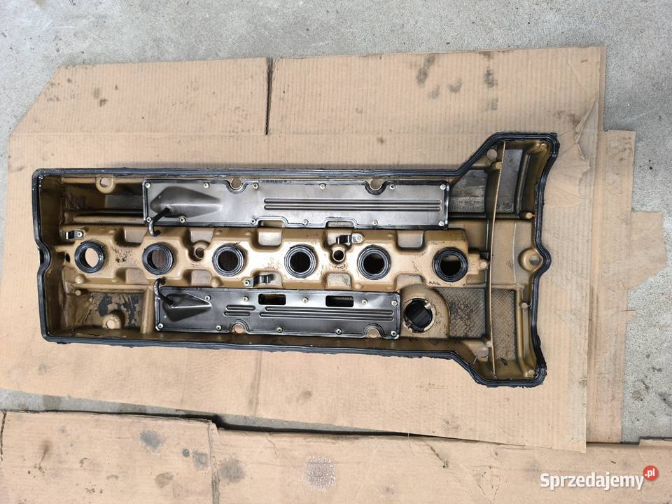 Pokrywa zaworów Mercedes M104943 24V R129 W140 sprzedam