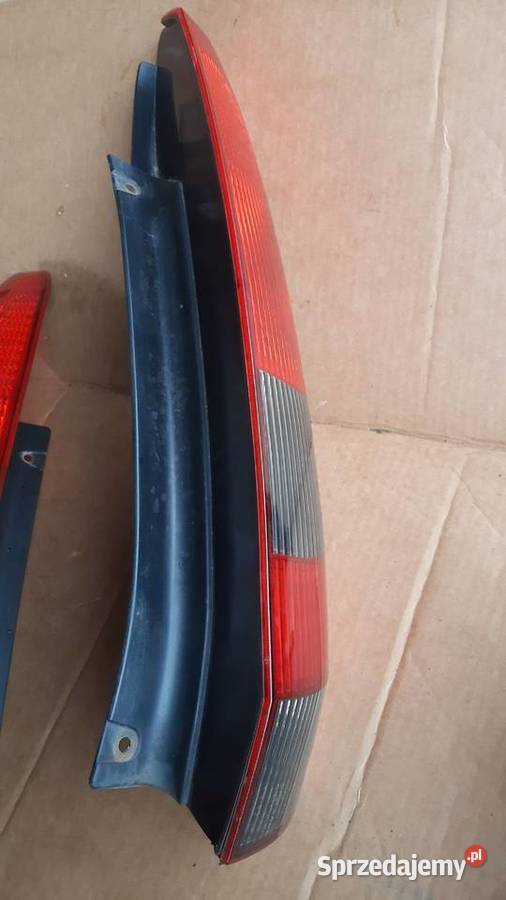 lampa tył tylna prawa lewa Ford Fiesta mk6 Dębno