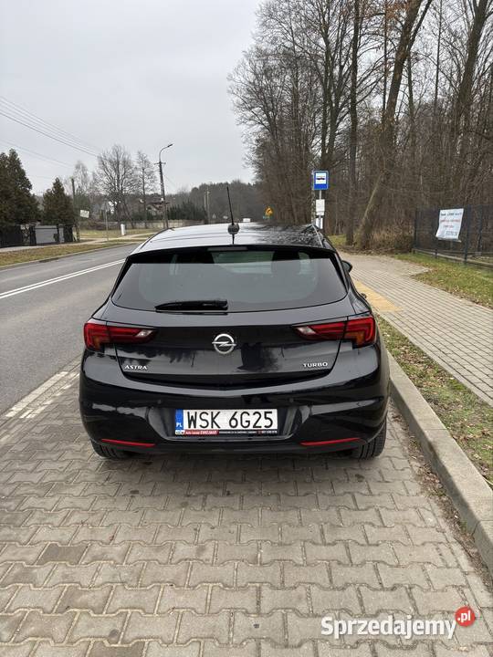 Opel Astra K HB 14T asystent pasa ruchu Okuniew