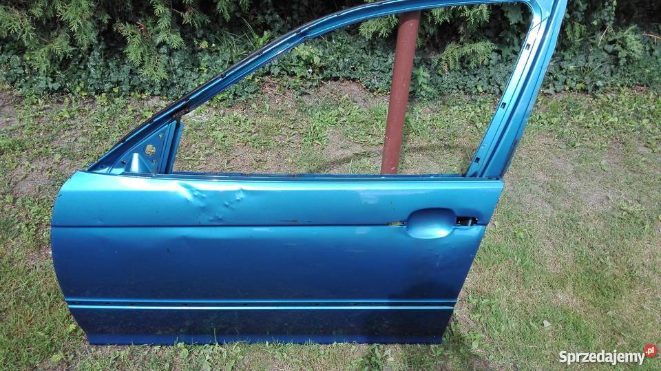 BMW E46 01r drzwi kierowcy Rok produkcji 2001 Zbiersk