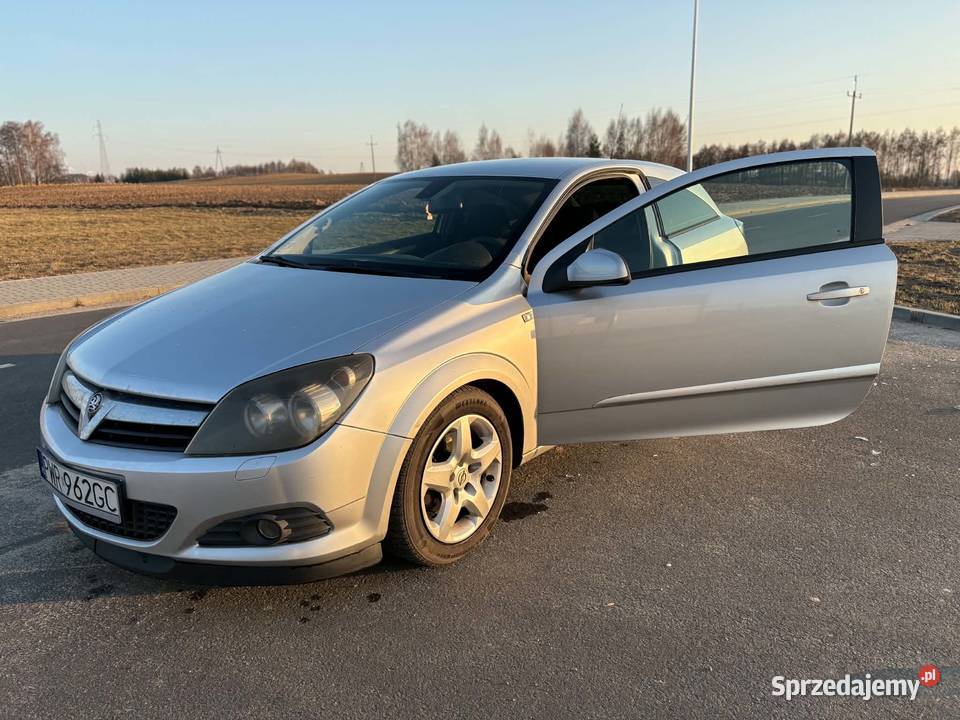 Opel Astra H GTC Nekla