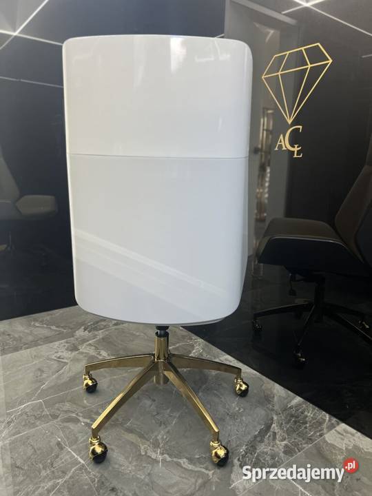 Zestaw mebli biurowych Mediolan biurko białe Golkowice sprzedam