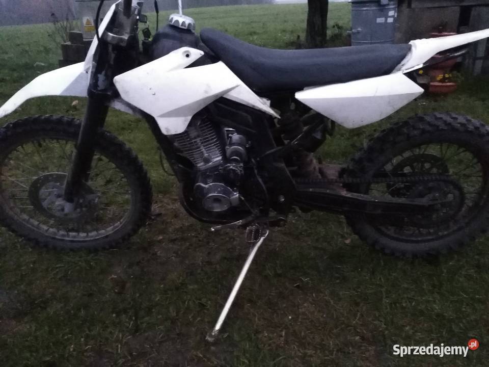 Cross 250 zogschen biały