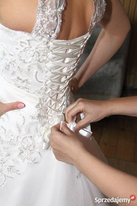 suknia ślubna ecri z welonem i halką Inne Olsztyn sprzedam