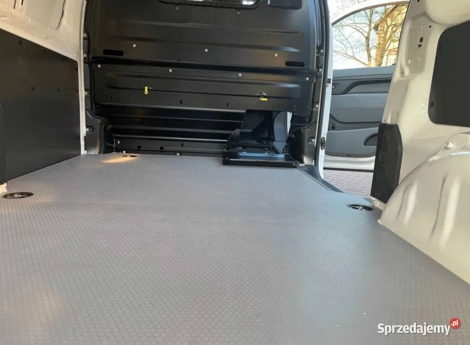 Toyota Proace XL wynajem z wykupem w kwocie 2490 Gliwice