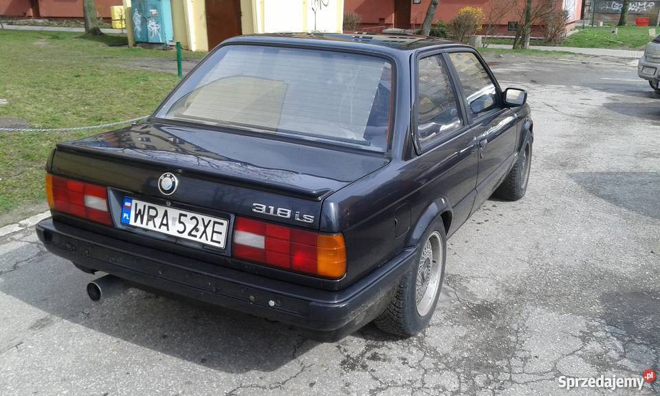 BMW E30 18is oryginalny is klasyk kjs drift czarny Radom