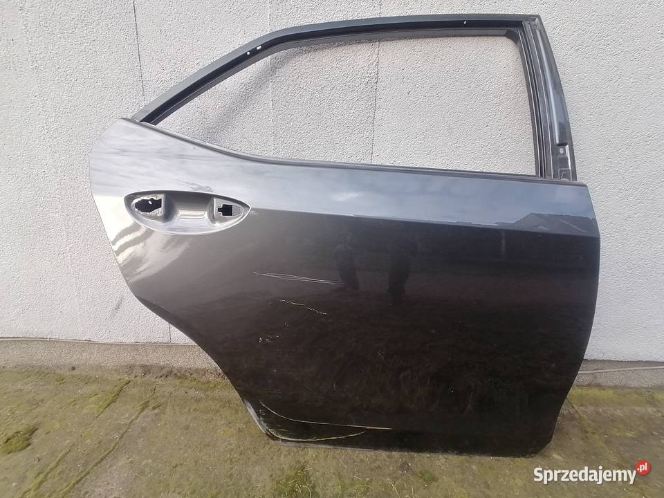Drzwi Toyota corolla 2014r Pruszków