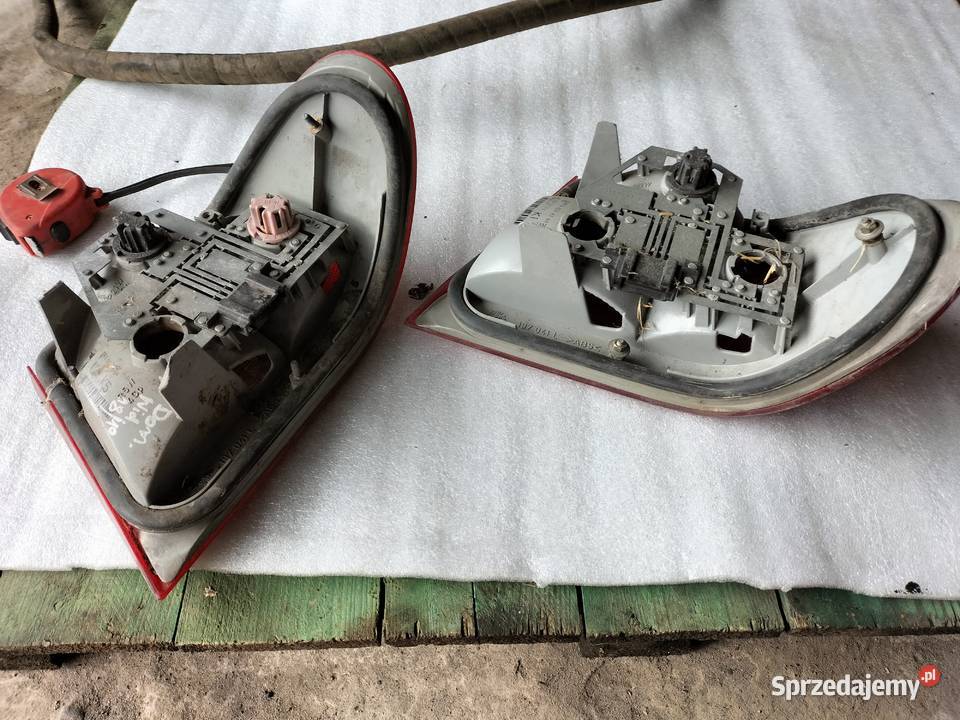 MercedesBenz E W210 LAMPA TYŁ TYLNA LEWA Oświetlenie Kamień-Kolonia sprzedam
