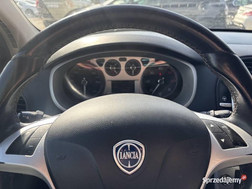 Lancia Delta czarny Paniówki