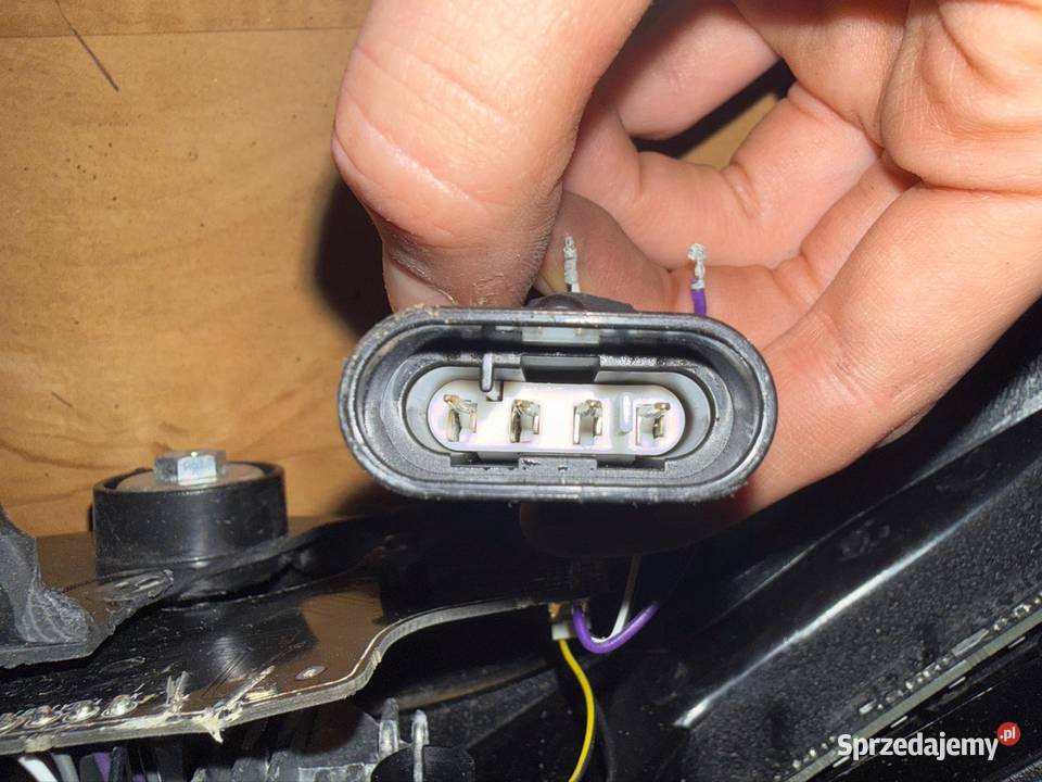 Lampa przód Aprilia SR GT 125 Ostrów Wielkopolski