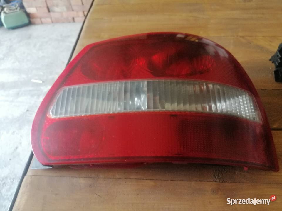 Lampa prawa tylna Jaguar xtype 2004r kombi Serock