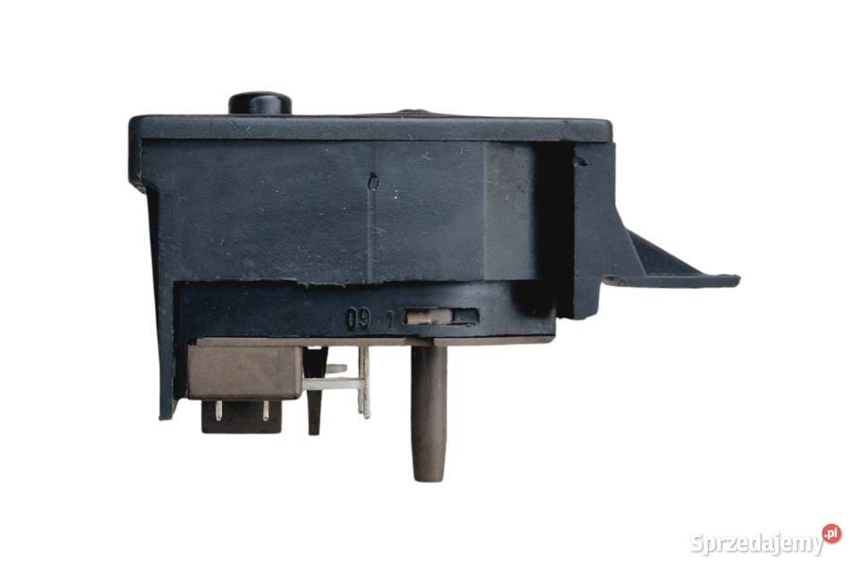 PRZEŁĄCZNIK REGULACJI LUSTEREK AUDI 100 C4 osobowe Działoszyce