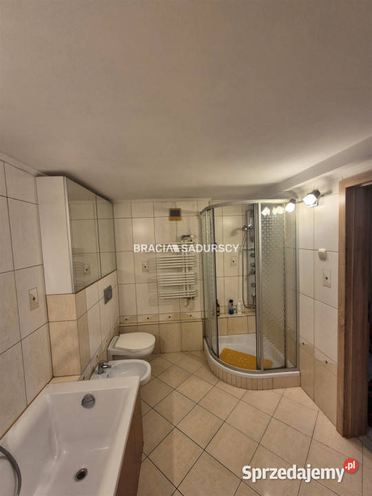 Dom wolnostojący 23003m2 Kraków