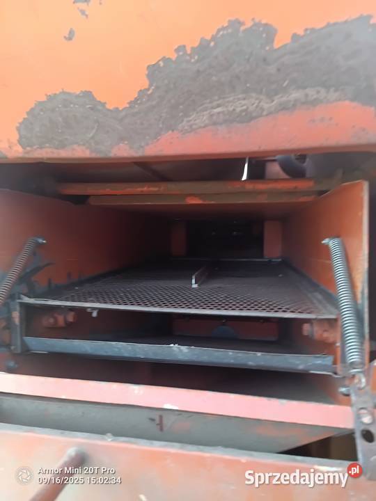 Kombajn zbożowy Laverda nieuszkodzony Zbożowe Chojnik