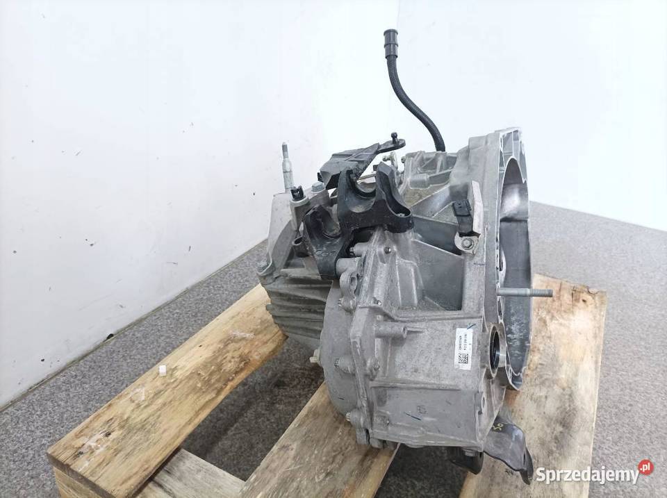 SKRZYNIA BIEGÓW JT4004 10 TCE 28 Dacia Sandero