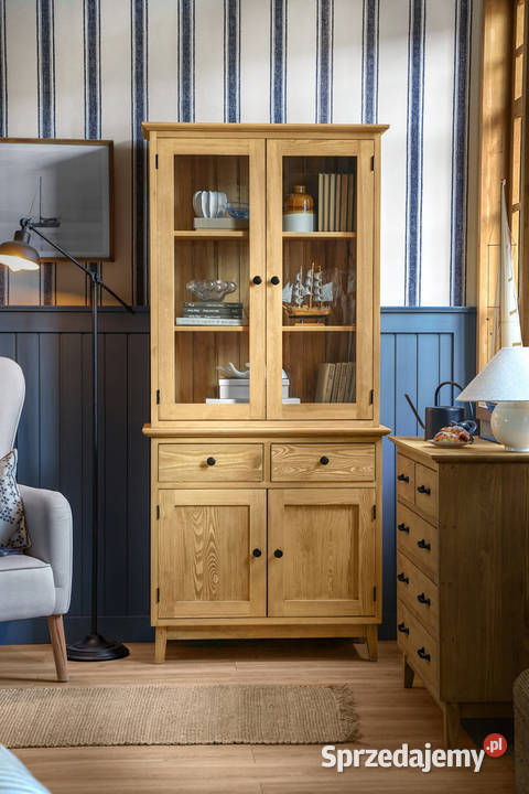 przeszklona witryna drewniana SKN 07 Kredensy i witryny Maków Podhalański